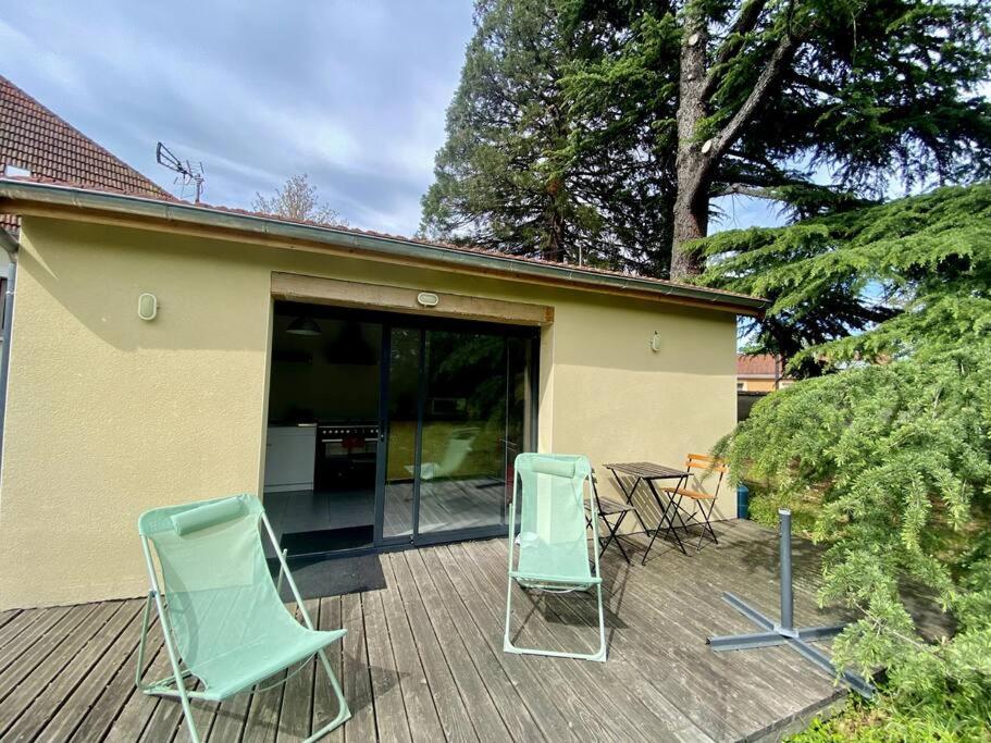 La Lande - Petite Maison Avec Jardin Vendat Exterior foto